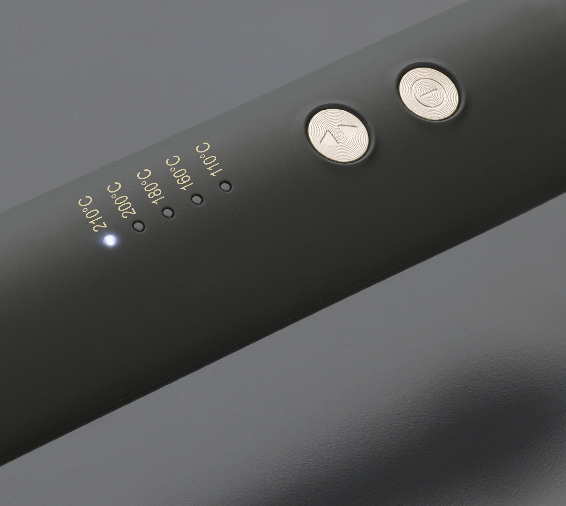 diva-pro-styling-precious-metals-gold-dust-hot-brush-volumen-locken-und-stylingb image 6