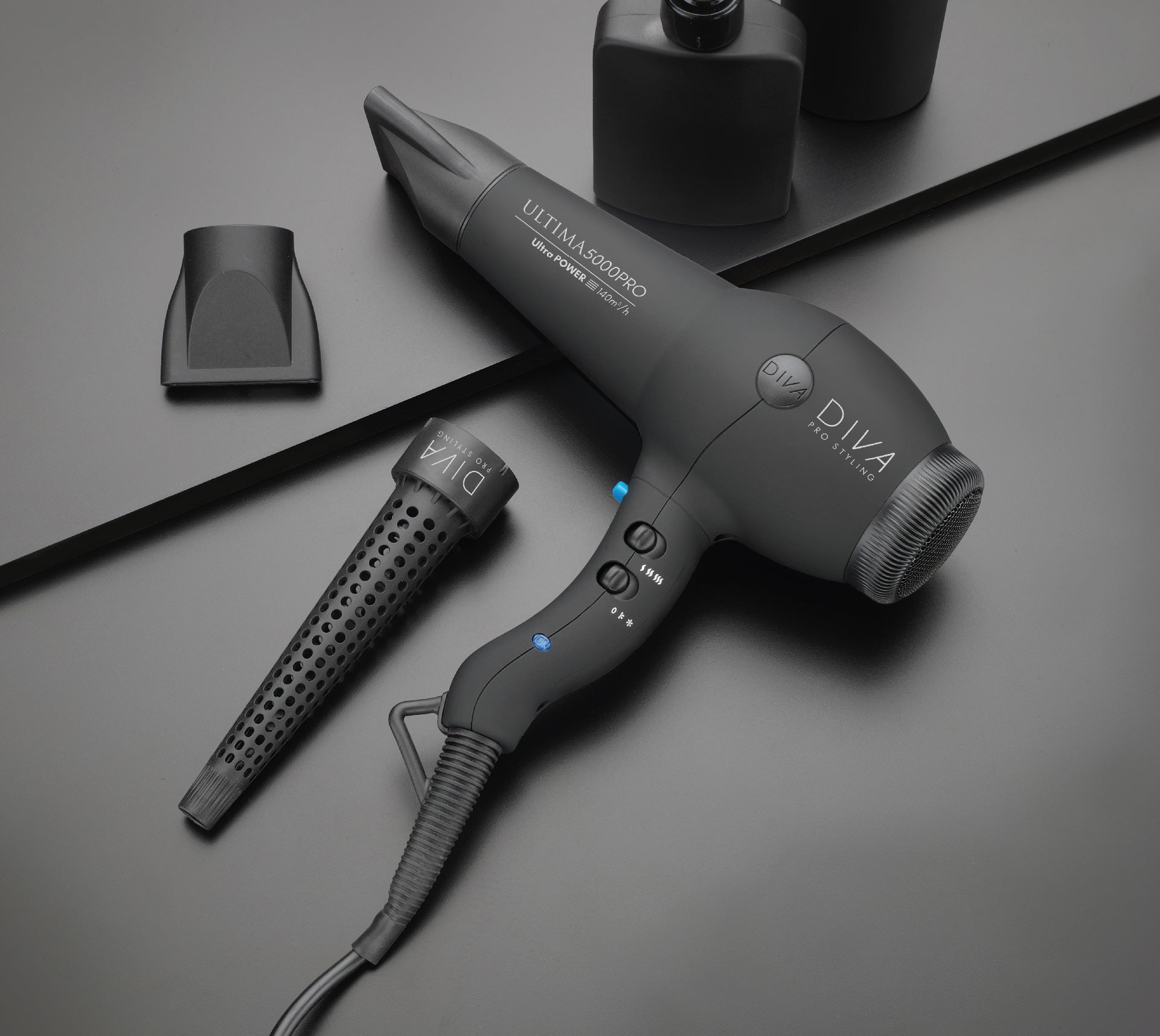 diva-pro-styling-ultima-5000-pro-haartrockner-2200-w-ionen-f-hn image 1