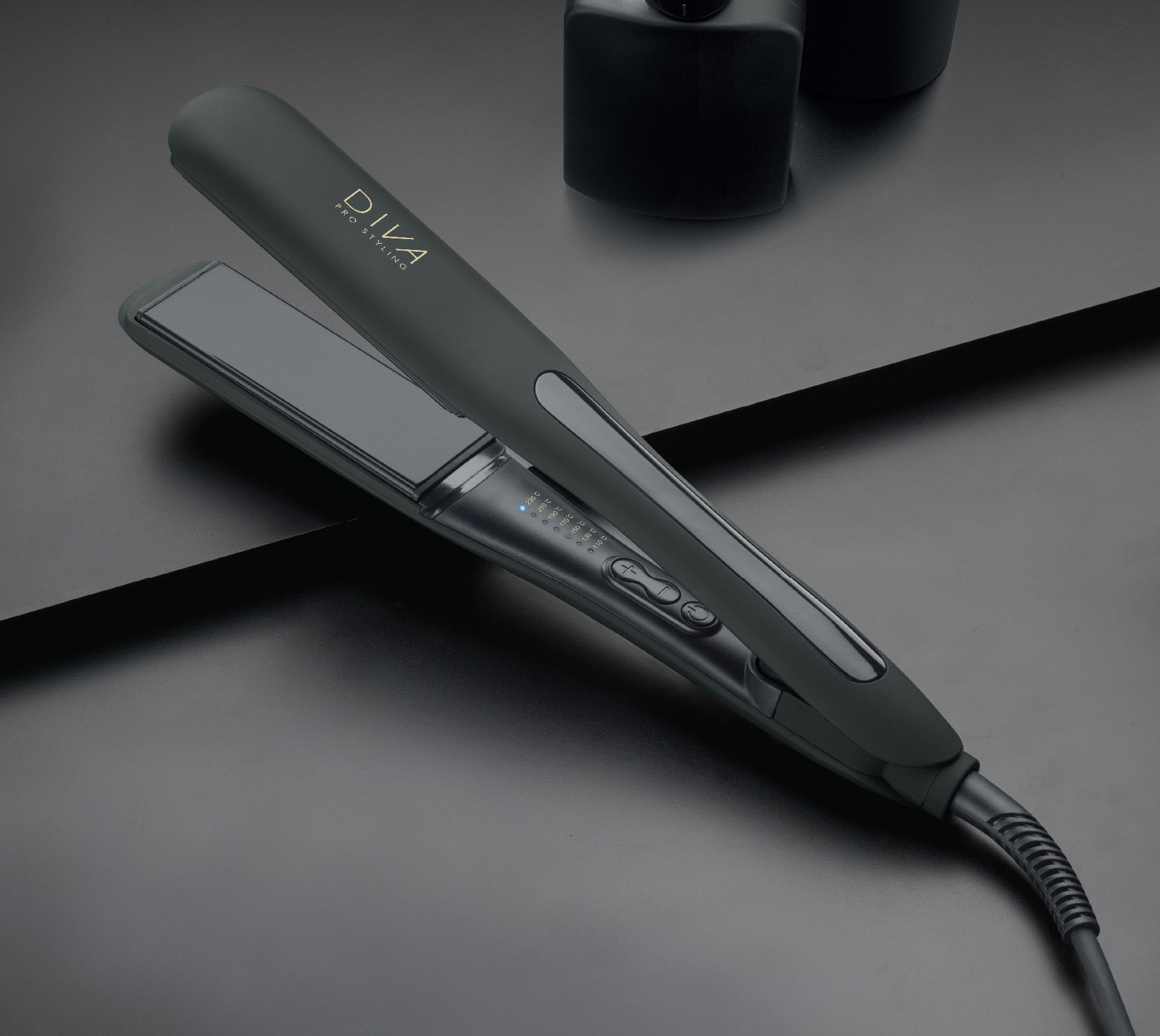 diva-pro-styling-wide-digital-styler-breit-gl-tteisen-110-235-c image 8