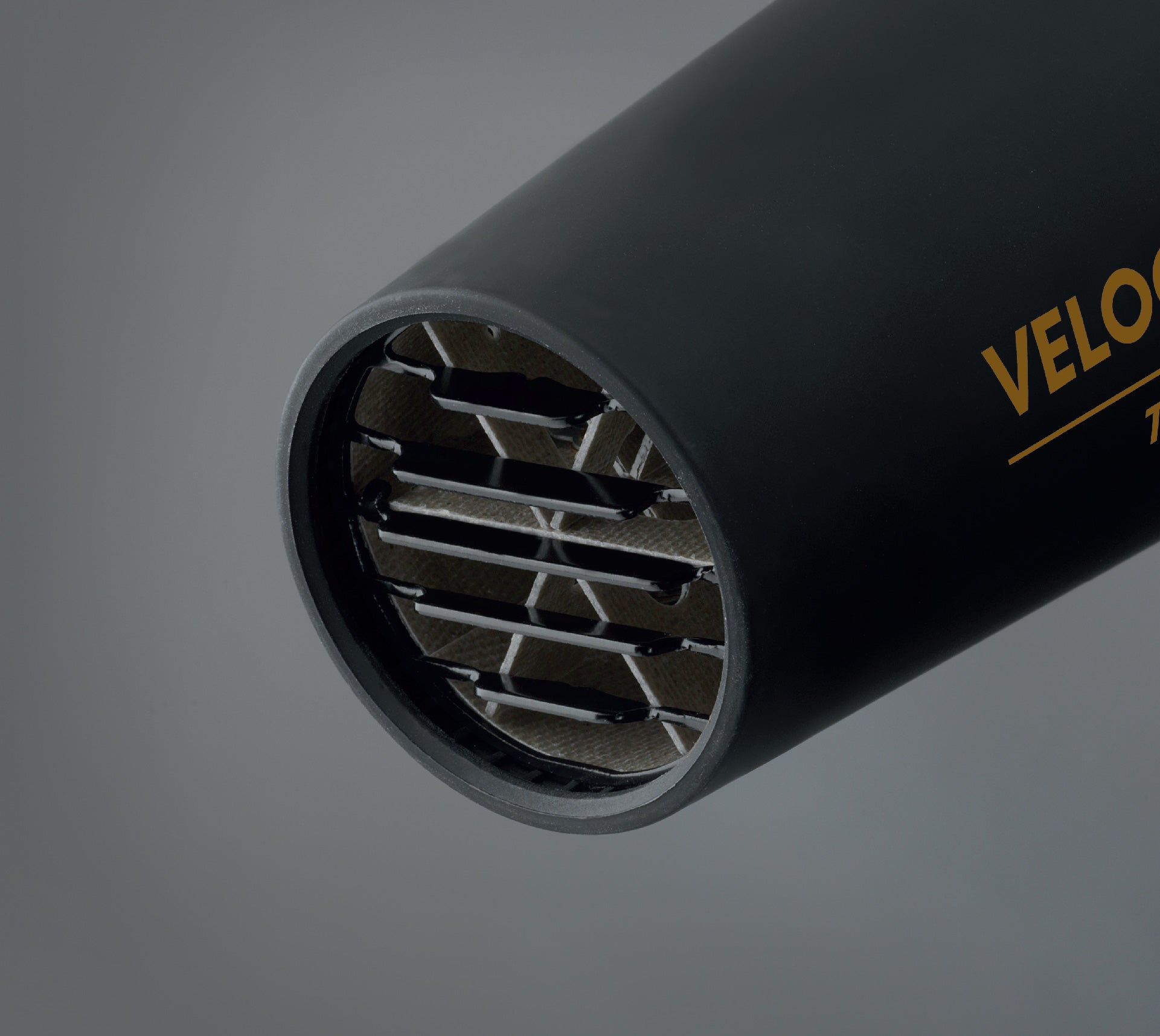 diva-pro-styling-veloce-3800-pro-haartrockner-mit-ionen-technologie image 3